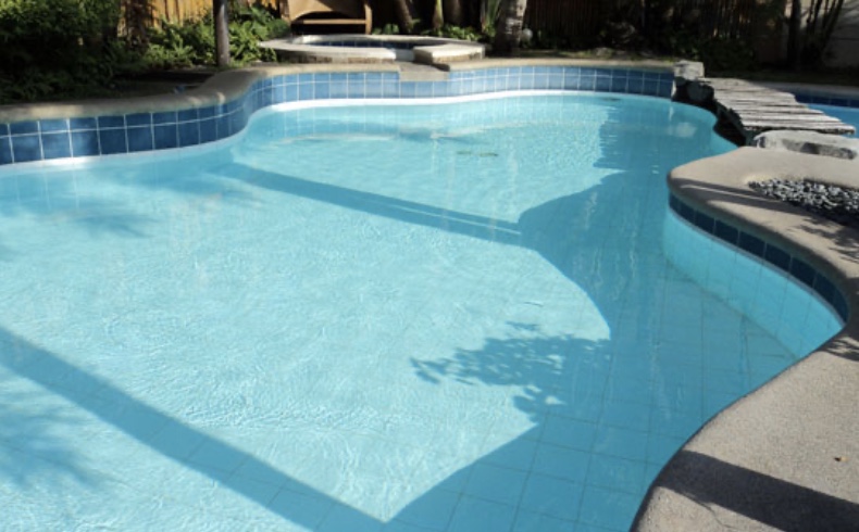 LOWER ALKALINITY IN POOL WITH MURIATIC ACID